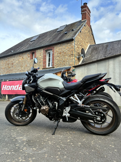 Honda CB650R E-Clutch - Gris Nardo - 07/2025 - AVRANCHES