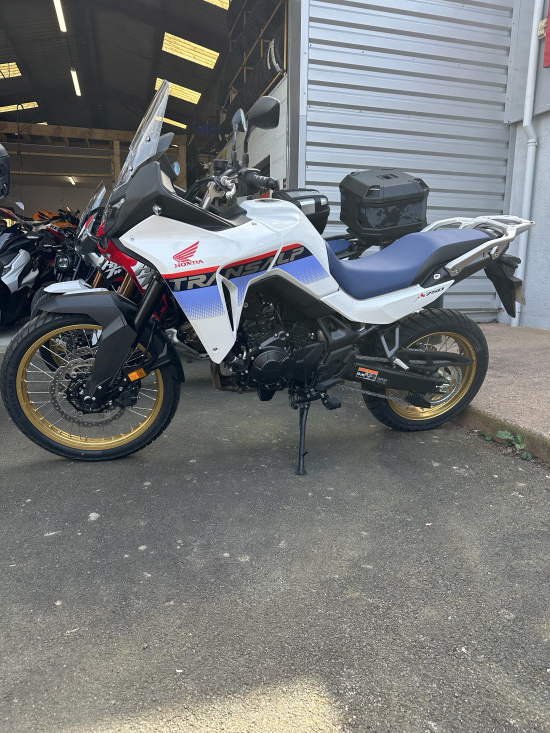 XL750 Transalp 2025 blanche 188 km - AVRANCHES